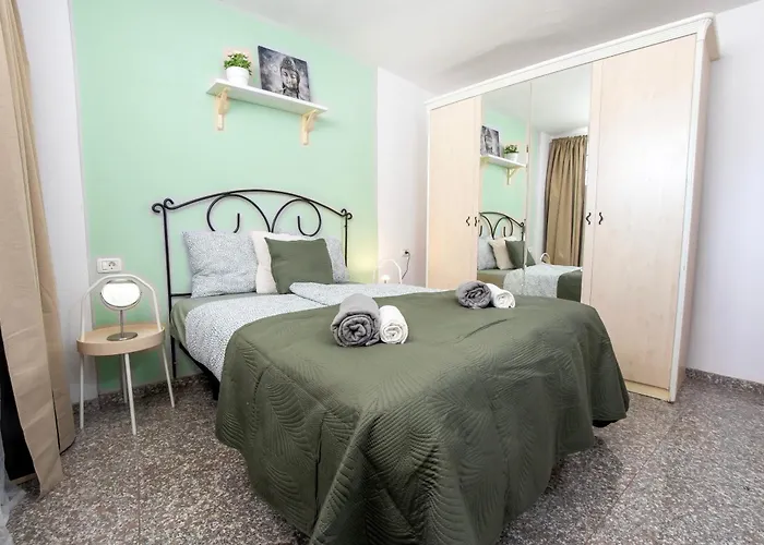 Апартаменты Cosy 1bd Near Playa De Americas, 208