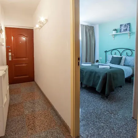 Cosy 1bd Near Playa De Americas, 208 * Playa de las Americas (Tenerife)