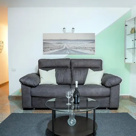Apartmán Cosy 1bd Near Playa De Americas, 208 *